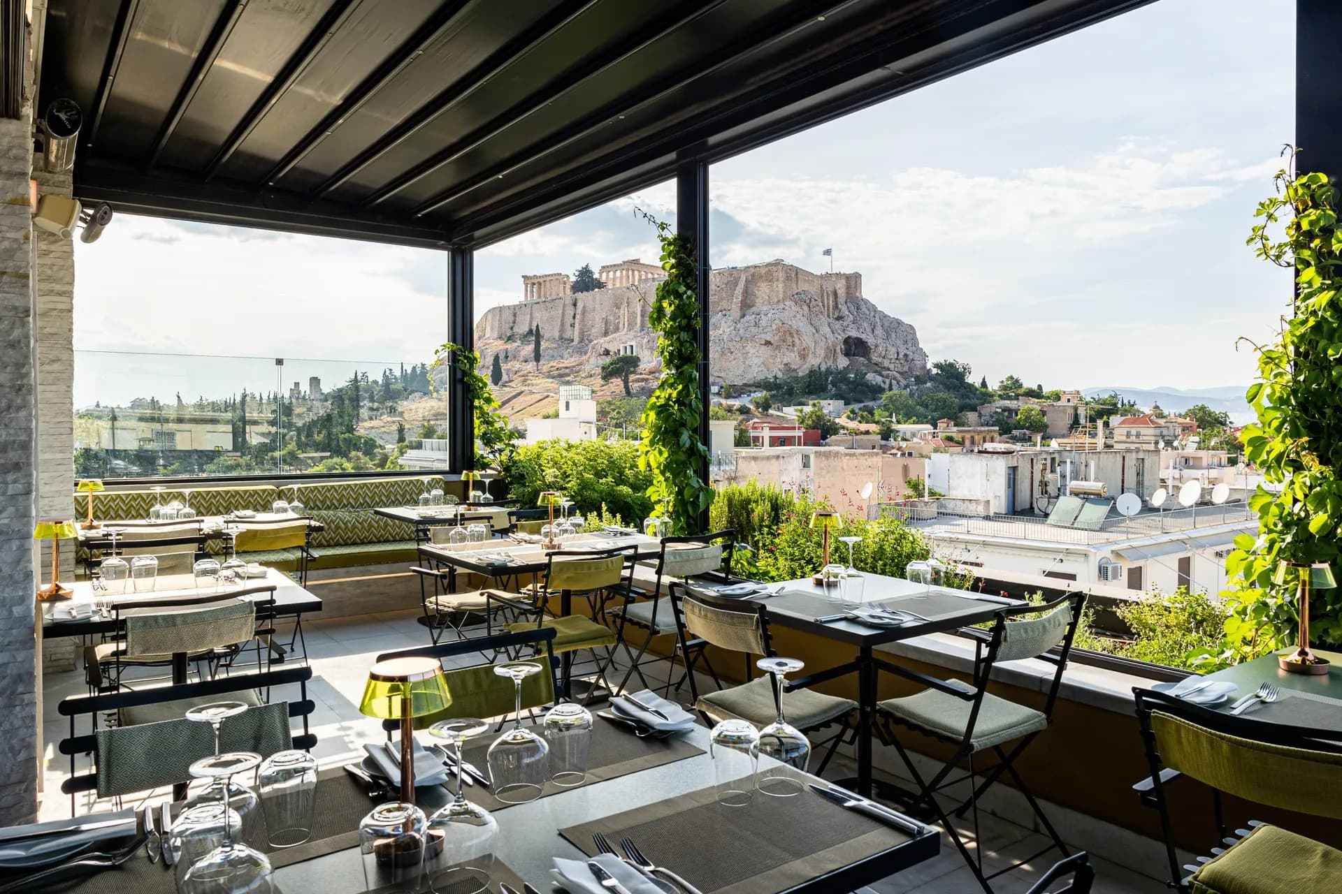 5+1 Rooftop Restaurants in Athens Showcasing Winter Gastronomy