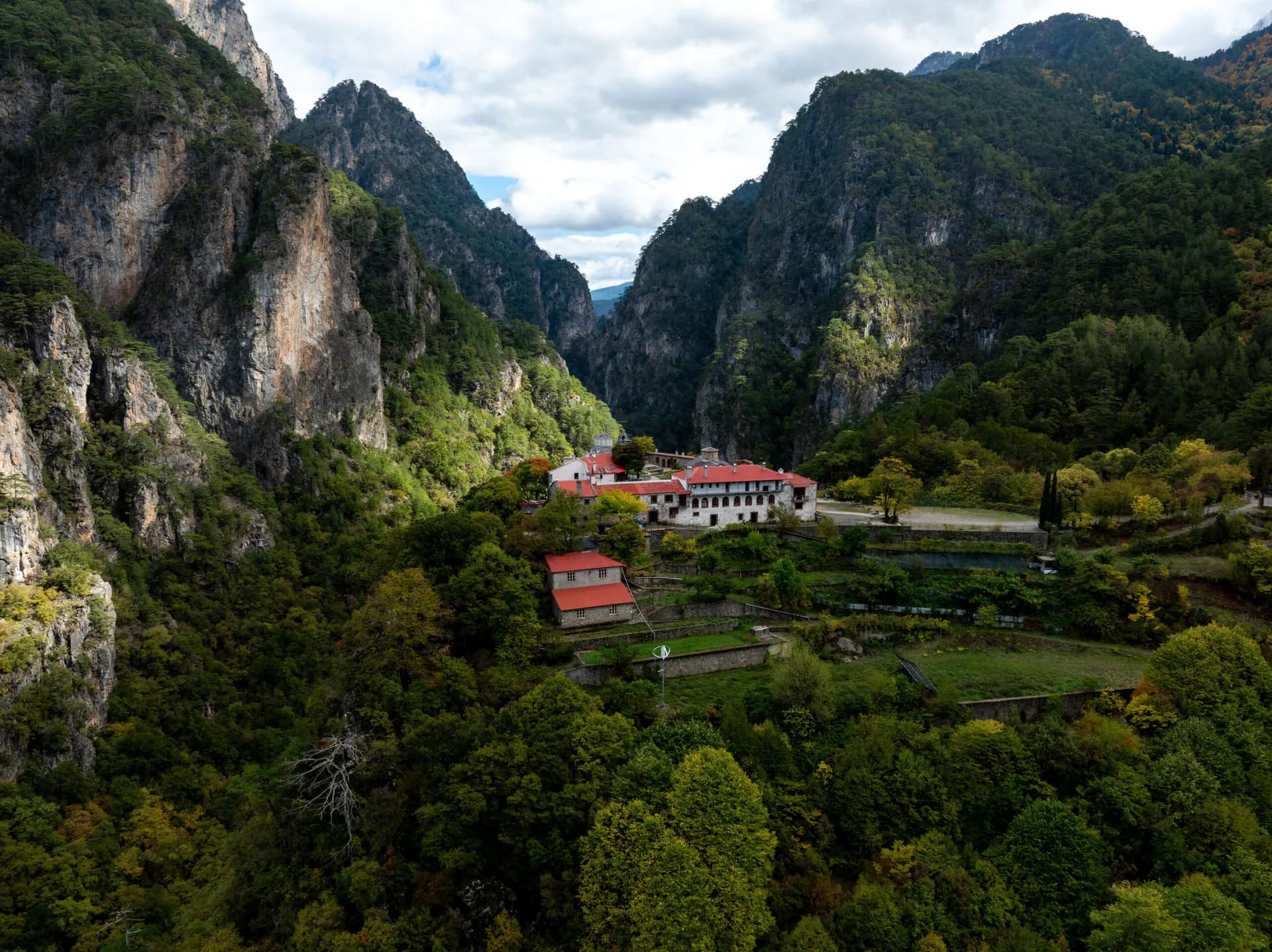 Unexplored Places: The Trail to Stomiou Monastery in Aoos Gorge